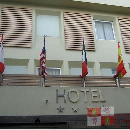 Hotel Castilla Y Leon Guadalajara Buitenkant foto